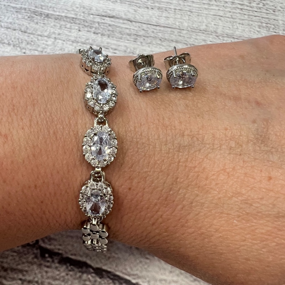 BRACELET AND EARRING SET LIGHT BLUE (4143712)